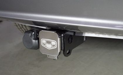 Фаркоп ТСС под американский квадрат для Geely Tugella 2020-2021. Артикул TCU00191