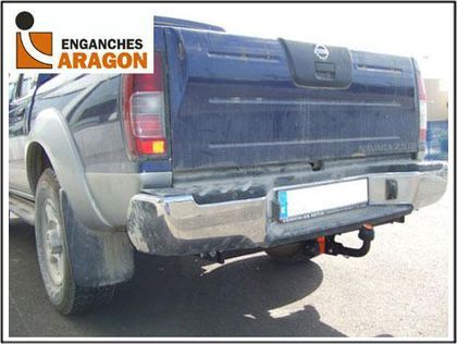 Фаркоп Aragon для Nissan NP300 2008-2015. Артикул E4427AA