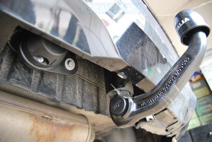 Фаркоп Westfalia с электрикой для BMW X3 F25 (включая M-Sport) 2010-2014. Быстросъемный крюк. Артикул 303340900113