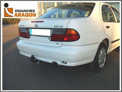 Фаркоп Aragon для Nissan Almera N-15 седан 1995-2000. Артикул E4413AA