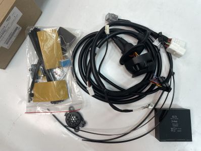 Штатная электрика фаркопа Toyota (оригинал) 7-полюсная для Toyota Land Cruiser 300 2021-2021. Артикул PW5D060001