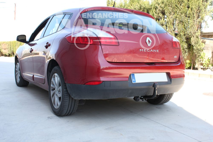 Фаркоп Aragon для Renault Megane III хэтчбек 2009-2021. Артикул E5219CA