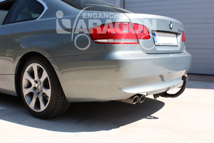 Фаркоп Aragon (быстросъемный крюк, вертикальное крепление) для BMW 1-серия E87/88 2004-2013.. Артикул E0800GV