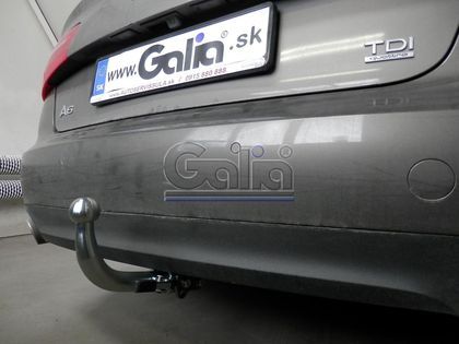 Фаркоп Galia оцинкованный для Audi A6 C7 седан, универсал 2011-2014. Быстросъемный крюк. Артикул A049C