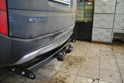 Фаркоп Imiola для Mitsubishi Pajero Sport II 2008-2016. Фланцевое крепление. Артикул Y.027