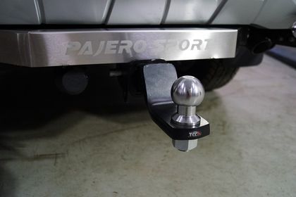 Фаркоп ТСС оцинкованный под американский квадрат для Mitsubishi Pajero Sport III рестайлинг 2021-2021. Артикул TCU00279